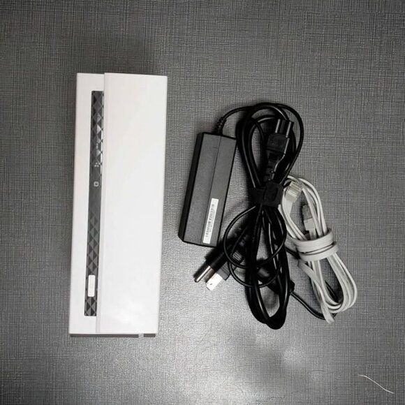 QNAP TS-133 NAS 4TB HDD White Network Storage - Picture 1 of 6